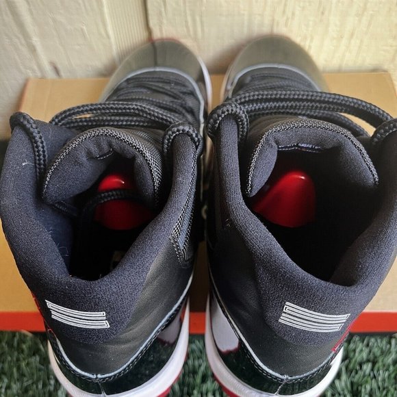 Nike Air Jordan 11 Retro Bred 2019 Size 11 Men 378037-061 main image 4